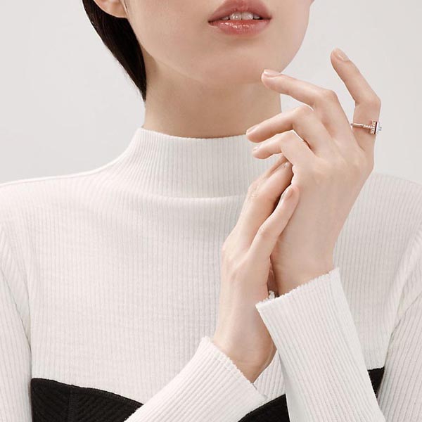 ティファニー Tリング 偽物【新作】Tiffany T マザーオブパール　リング ダイヤ付き18K