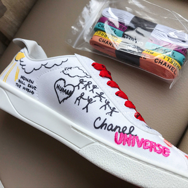 新作超限定 シャネル×ファレル スニーカー コピー Pharrell★激レア