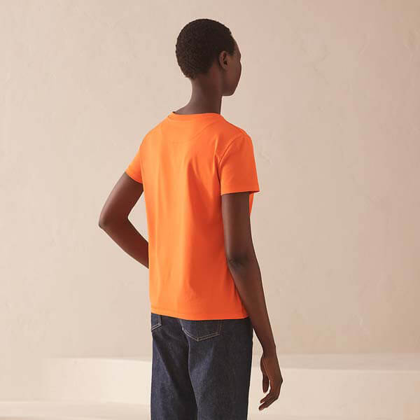 【エルメス Tシャツ 偽物】刺繍入ポケット付ストレートTシャツ 21SS フレッシュH0E4606D