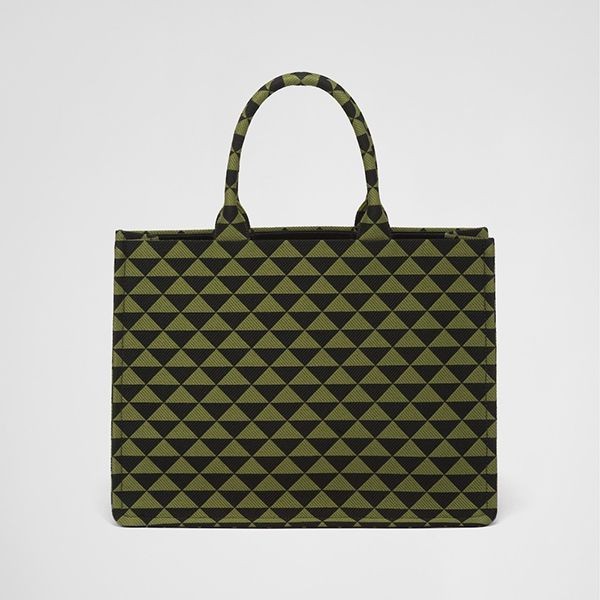 国内入手困難プラダ 偽物 刺繍入り ジャカード生地 シンボル ショッピングバッグ 2色 2VG099_2FKL_F0G5R_V_OOO