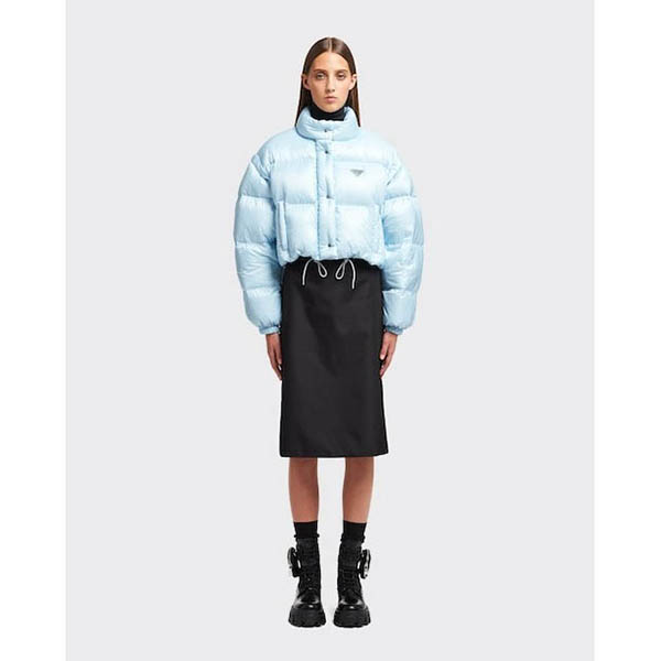 23年秋冬新作 プラダ クロップドダウン 偽物 Re-Nylon コンバーチブル ダウンジャケット
