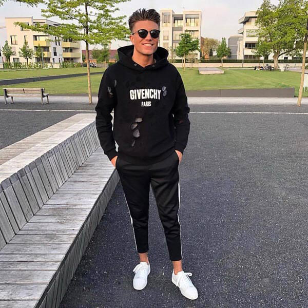 ​大人気【ジバンシィ コピー パーカー】＊GIVENCHY PARISデストロイド フーディ
