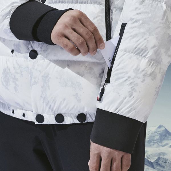 モンクレール ダウン 偽物 グルノーブル Noussan ジャケット G20971B527405959Y