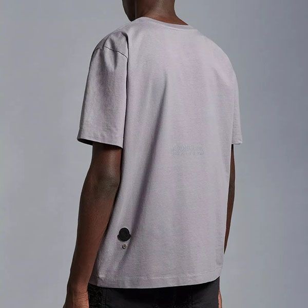 国内完売モンクレール 6 モンクレール 1017 Alyx 9SM ロゴプリントTシャツ 偽物 3色 H209Y8C00001M2780001​
