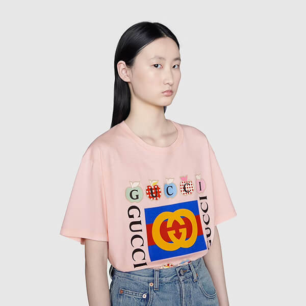 グッチ ブランドコピー tシャツ グッチ レポム 偽物 レディース アップル＆ハート レポム トップス 林檎 ハート ロゴ 男女 プレタ 615044 XJDOH 7989 2021-22 AW