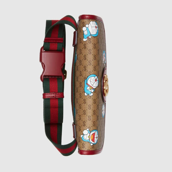 グッチ ドラえもん コピー★DORAEMON x グッチ ベルトバッグ 大人気647817 2TJBG 8587 大人気！注目度抜群！