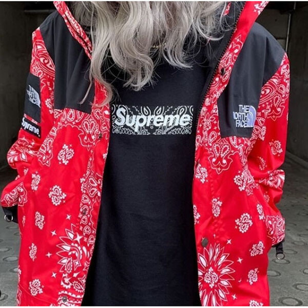 シュプリーム Tシャツ 偽物 シュプリーム ボックスロゴ tシャツ 偽物 バンダナ人気入手困難 激レア! bandana Box Logo