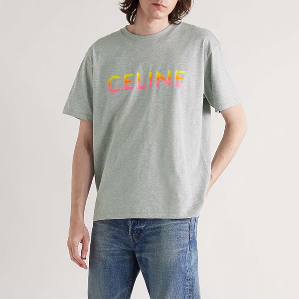 お洒落に【セリーヌ】グラデーション 偽物 ロゴ ルーズ Tシャツ