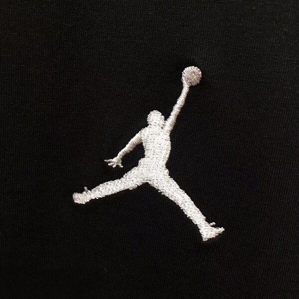 2021SS シュプリームスーパーコピー シュプリーム * ナイキ * Jordan Tee Tシャツ 黒