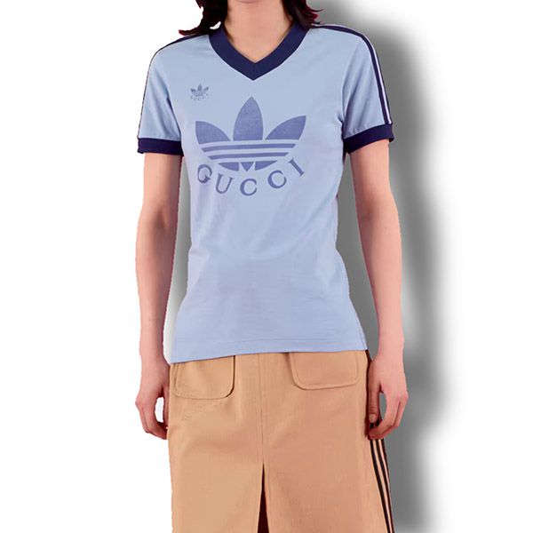 超人気 アディダス グッチ Vネック Tシャツ 偽物 3色【コラボ★】