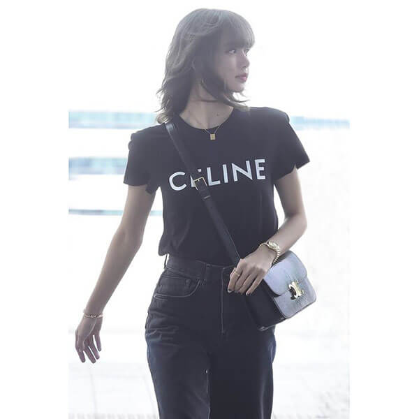 セリーヌ Tシャツ 激安 偽物 セリーヌ Tシャツ コピー 23年春夏 欲しい超限定 フロントロゴ 2X314916G38AW
