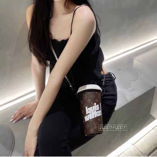 【ルイヴィトン ショルダーバッグ 偽物】LV Coffee Cup ショルダーバッグ モノグラムM80812
