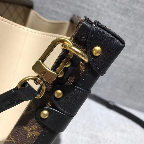 ルイヴィトンポップアップストア プティットマル スーパーコピー歌舞伎 M43498