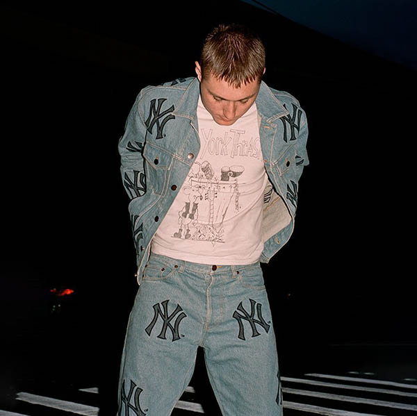 FW21 シュプリーム x ニューヨーク ヤンキース コピー デニムトラッカージャケット ウォッシュド