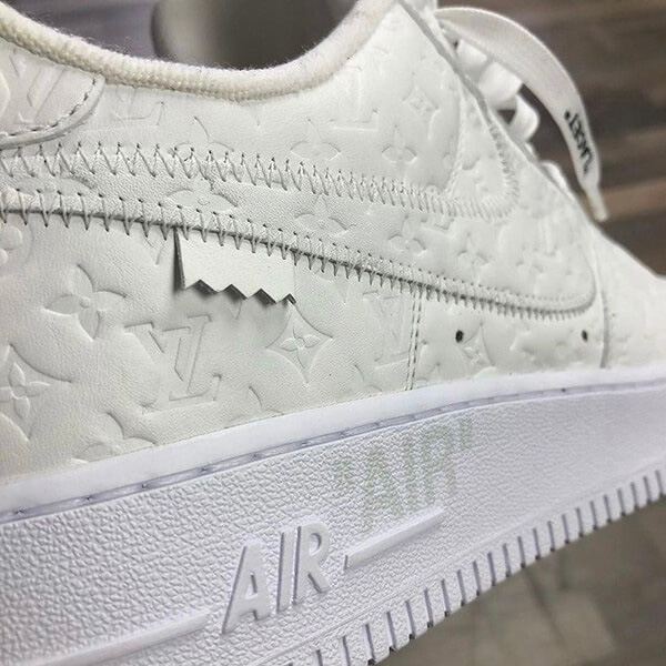 ルイヴィトン ナイキ 偽物 エアフォースワン 偽物 エアフォース1 コピー スニーカー Air Force 1 完売必須