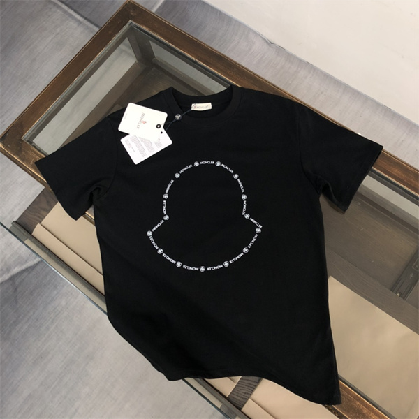 モンクレール 偽物 Ｔシャツ プリント 細かい ロゴ プリント柄 MONCLER 