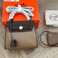 エルメス 偽物 ショルダーバッグ エールバック・ジップ Herbag Zip 18*16cm ハンドバッグ ミニ HERMES