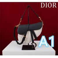 ディオール スーパーコピー サドルバッグ ブラック ホワイト ツートーン ユニークシルエット ゴールド金具 DIOR