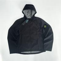ストーンアイランド スーパーコピー ジャケット ナイロン 防風 軽量 フロントジップ 調整可能フード ロゴパッチ STONE ISLAND