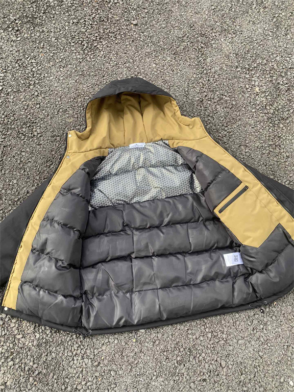 機能性 重視 防風 STONE ISLAND ストーンアイランド コピー フード付き ジャケット グレー