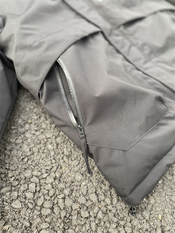 機能性 重視 防風 STONE ISLAND ストーンアイランド コピー フード付き ジャケット グレー