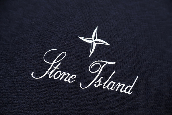 上質素材 落ち着き印象 STONE ISLAND ストーンアイランド コピー クルーネック ニット