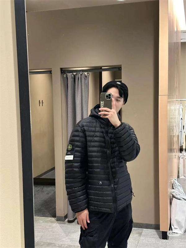 軽量設計 保温性 抜群 STONE ISLAND ストーンアイランド コピー インナーダウン ジャケット