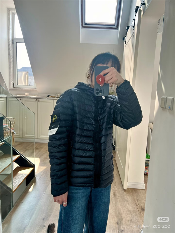 軽量設計 保温性 抜群 STONE ISLAND ストーンアイランド コピー インナーダウン ジャケット