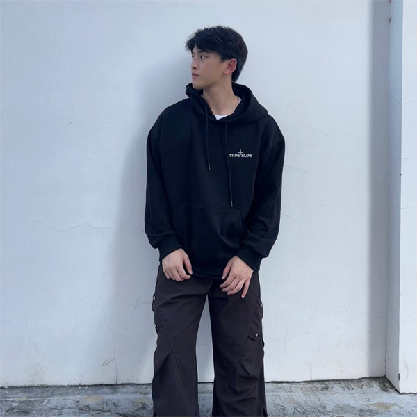 STONE ISLAND ストーンアイランド コピー 着心地最高 肌触り良好 フーディー 2026新作定番