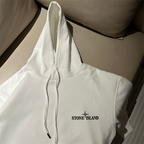STONE ISLAND ストーンアイランド コピー 着心地最高 肌触り良好 フーディー 2026新作定番