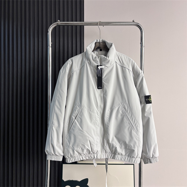 STONE ISLAND ストーンアイランド コピー 温か素材 実用性重視 デイリー ジャケット 2026新作対応