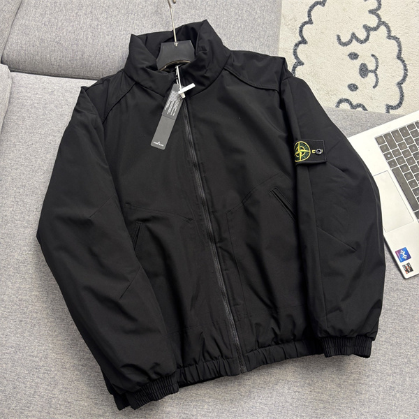 STONE ISLAND ストーンアイランド コピー 温か素材 実用性重視 デイリー ジャケット 2026新作対応