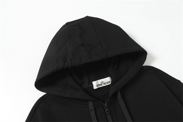 快適着用 実用性重視 STONE ISLAND ストーンアイランド コピー ジップ フーディー 定番モデル