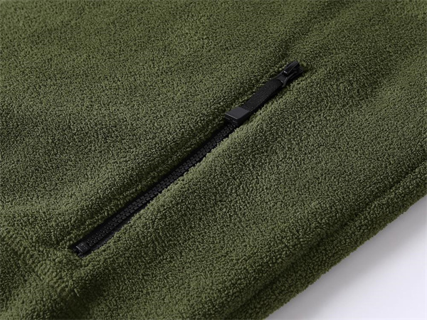 STONE ISLAND ストーンアイランド コピー 冬対応 シンプル配色 フルジップ アウター 洗練 話題作