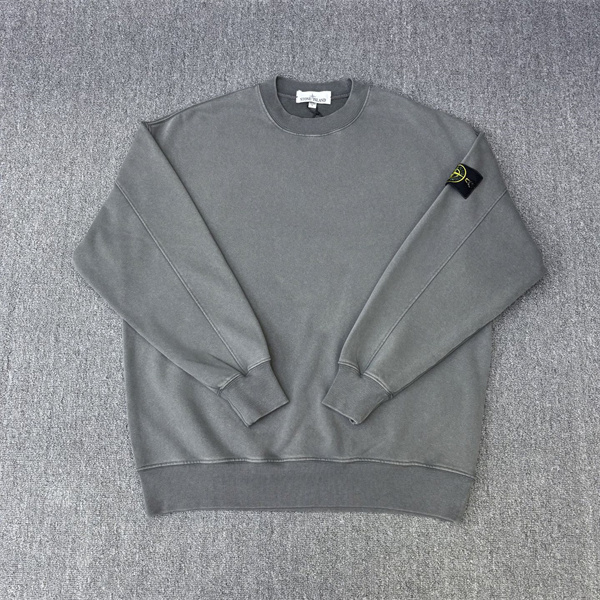 都会派 ミニマル 中綿ブルゾン 快適フィット 耐寒仕様 STONE ISLAND ストーンアイランド コピー