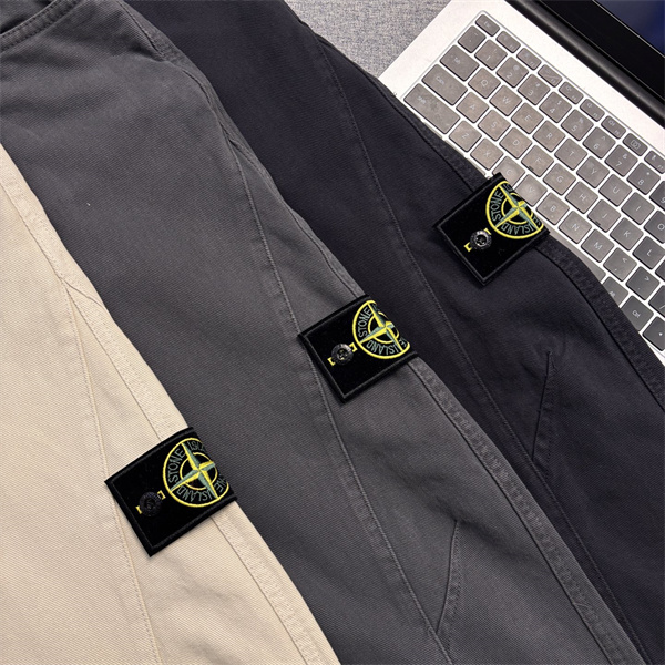 STONE ISLAND ストーンアイランド コピー トレンド感 カーゴパンツ 実用デザイン 2026新作