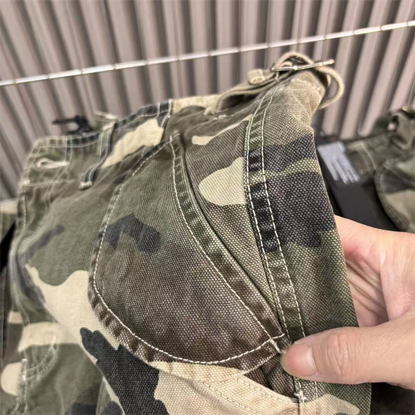 STONE ISLAND ストーンアイランド コピー 実用性重視 ワークパンツ 2026新作コーデ 人気爆発