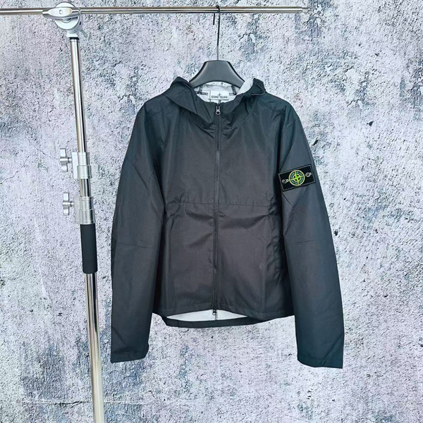 軽量設計 コンパクトシルエット 快適着用 デイリージャケット ストーンアイランド コピー STONE ISLAND