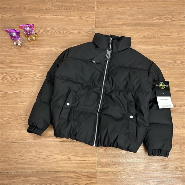 上質 中綿ボリューム 冬向け ダウンジャケット ストーンアイランド コピー STONE ISLAND