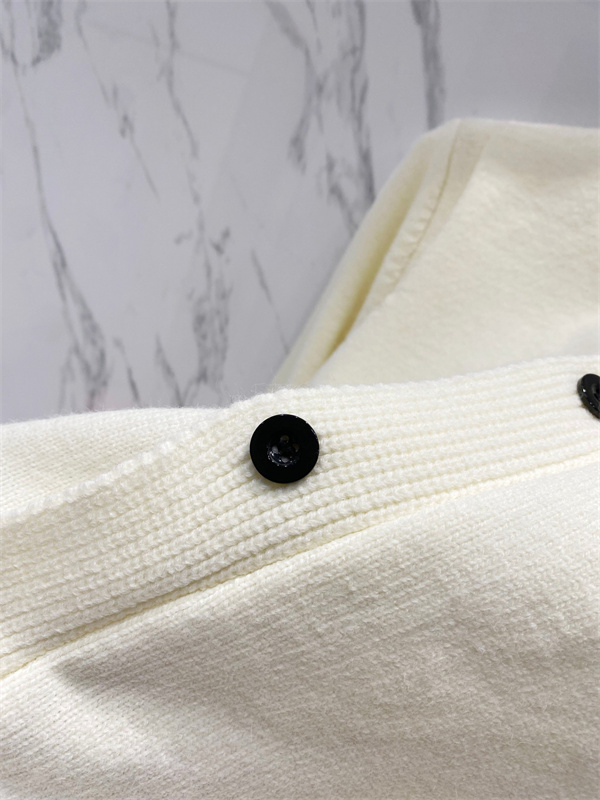 洗練 ニット編地 スタンドネック カーディガン ストーンアイランド コピー STONE ISLAND