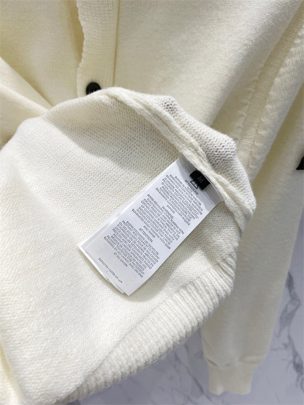 洗練 ニット編地 スタンドネック カーディガン ストーンアイランド コピー STONE ISLAND