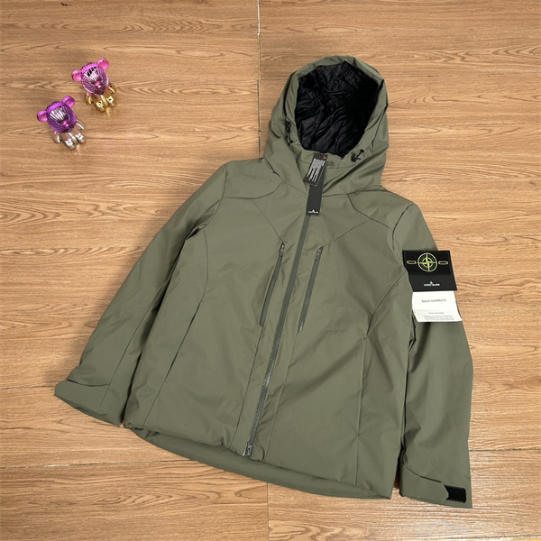 ストーンアイランド コピー STONE ISLAND 耐寒 フルカバー設計 防風構造 アウター