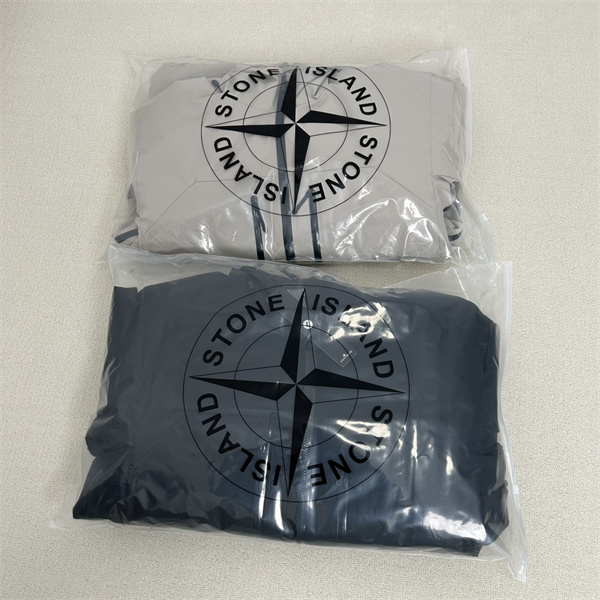 高機能 フーデッド設計 防風構造 ストーンアイランド コピー STONE ISLAND アウター