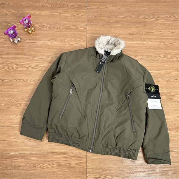 上質感 中綿ブルゾン 防寒対応 冬向けアウター ストーンアイランド コピー STONE ISLAND