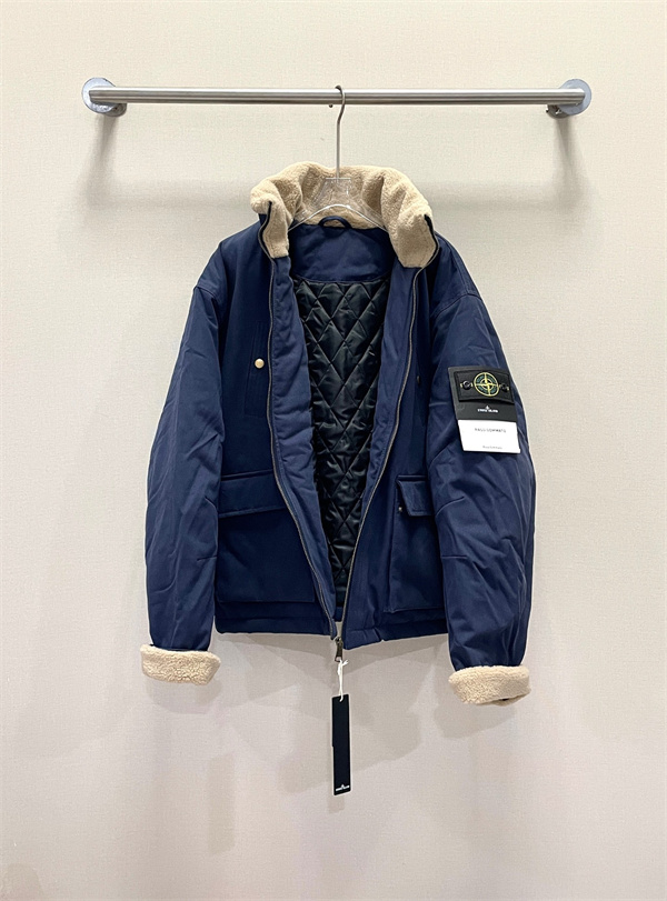 ストーンアイランド コピー STONE ISLAND 清潔感 ボアライニング フルジップ 保温設計 ジャケット
