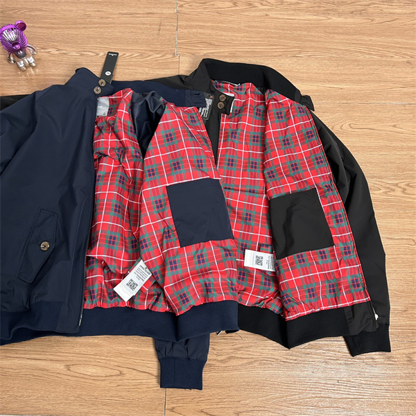 ストーンアイランド コピー STONE ISLAND 定番調 クラシック 中綿入り デイリー対応 ブルゾン