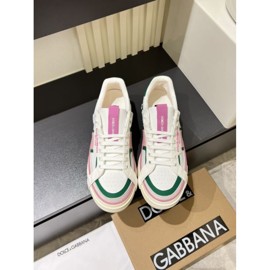 練されたシンプルなデザインDOLCE＆GABBANA コピー カジュアルシューズ 上質な履き心地