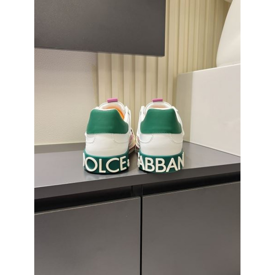 練されたシンプルなデザインDOLCE＆GABBANA コピー カジュアルシューズ 上質な履き心地