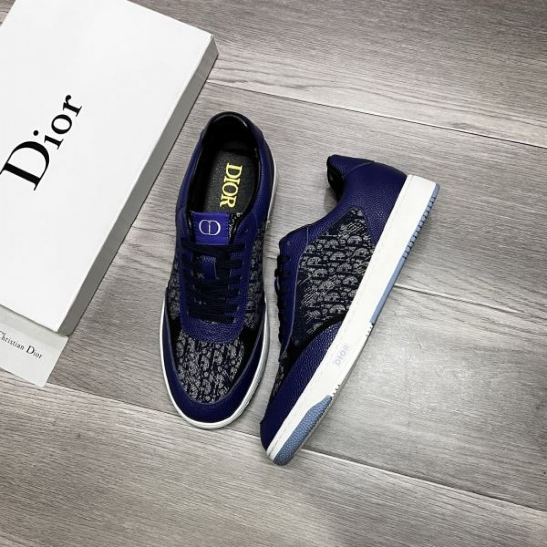 完璧なシルエット DIOR ディオール コピー カジュアルシューズ  都会的な印象