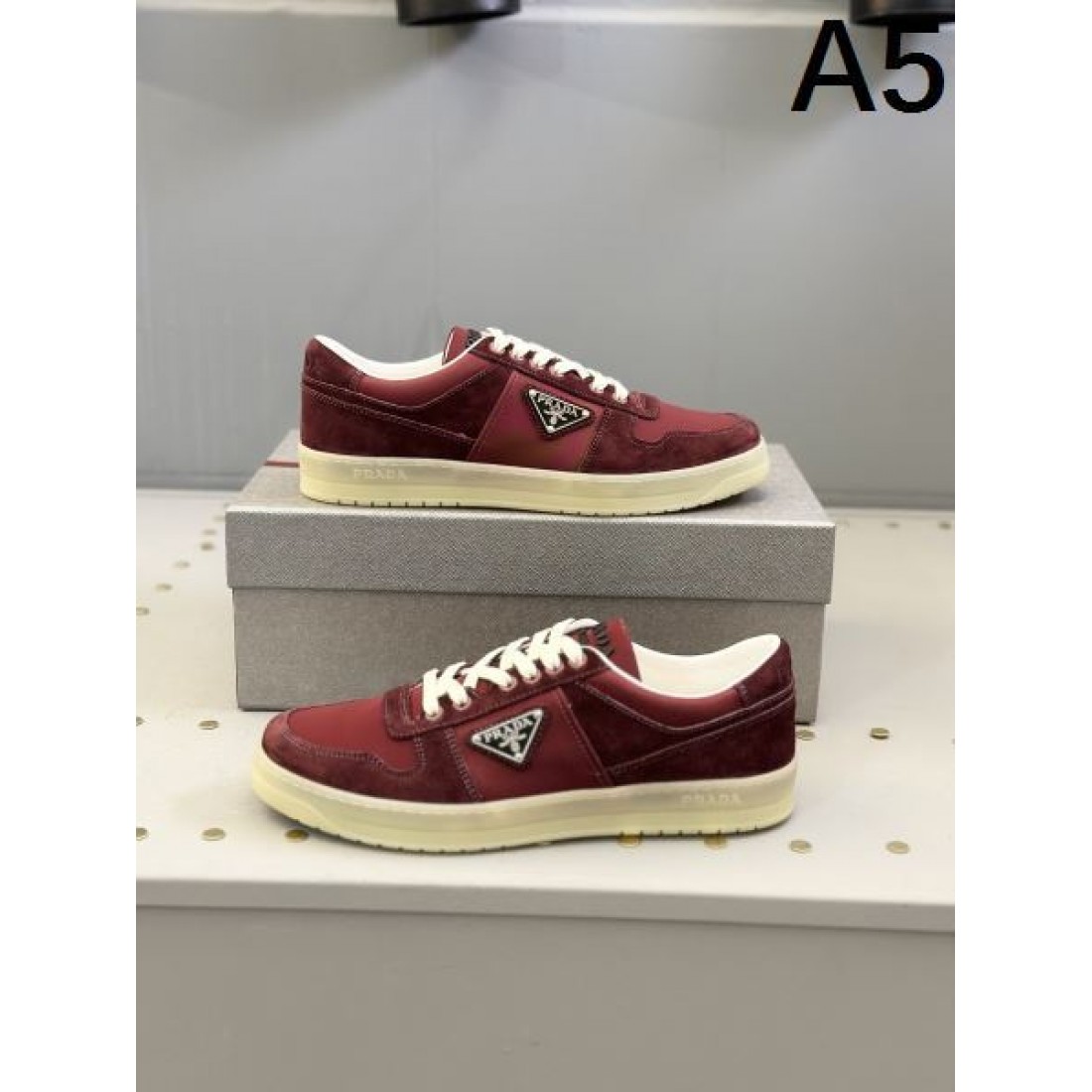 PRADA プラダ コピー カジュアルシューズ FASHION感満載の 軽快で上品な